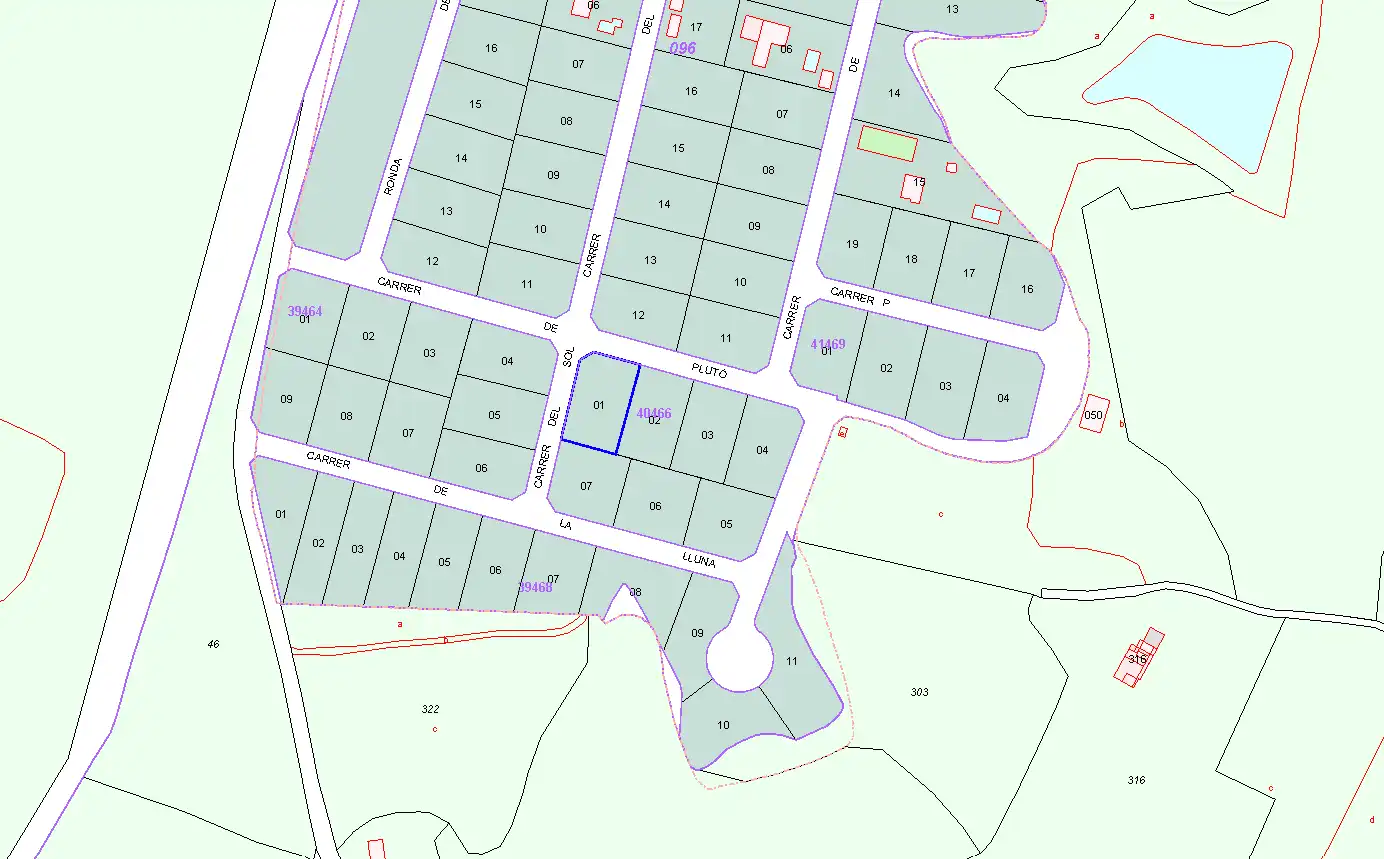 Terreny residencial en venda a Pluto