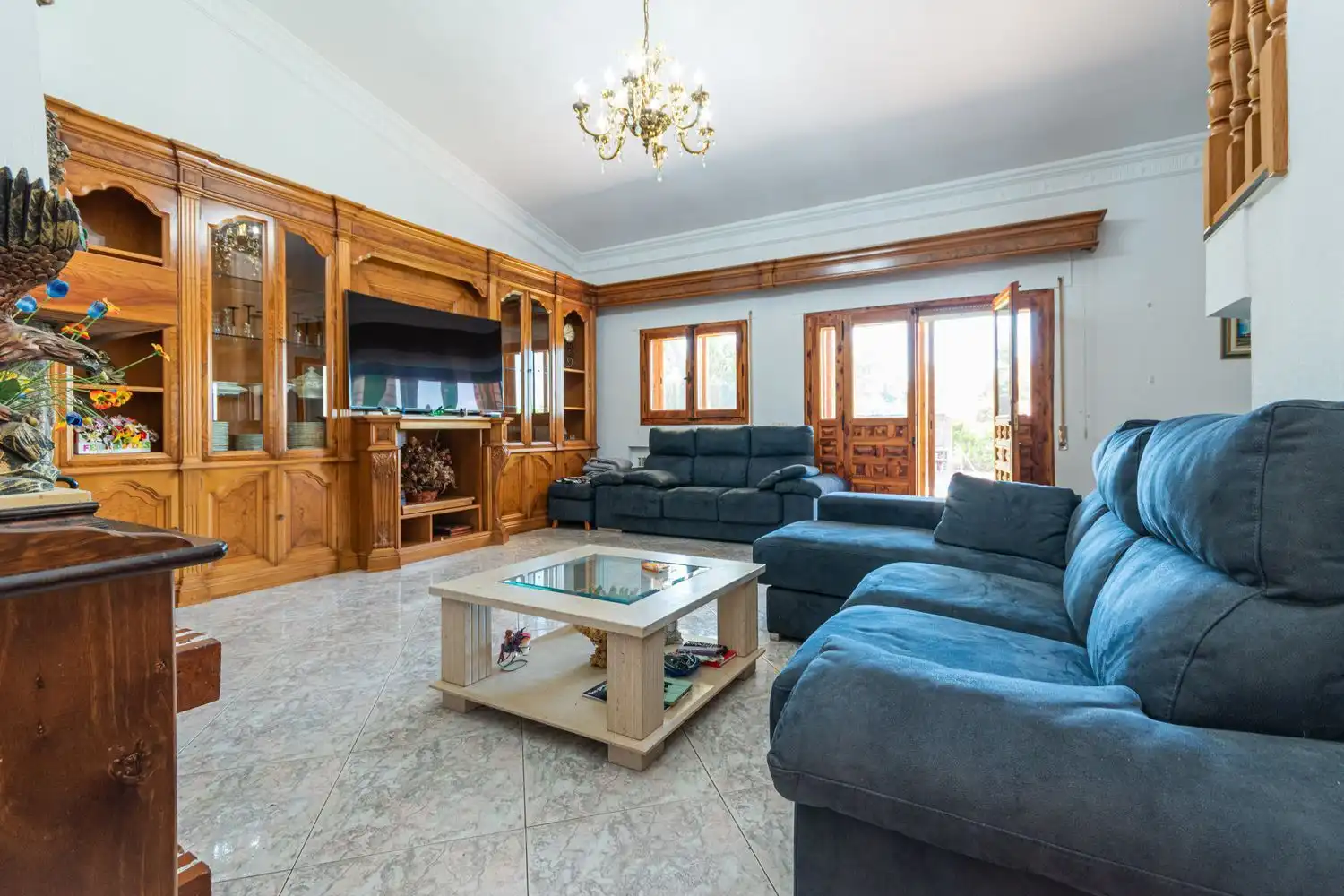 Sala d'estar de Casa o xalet en venda en Tres Cantos amb Calefacció i Traster