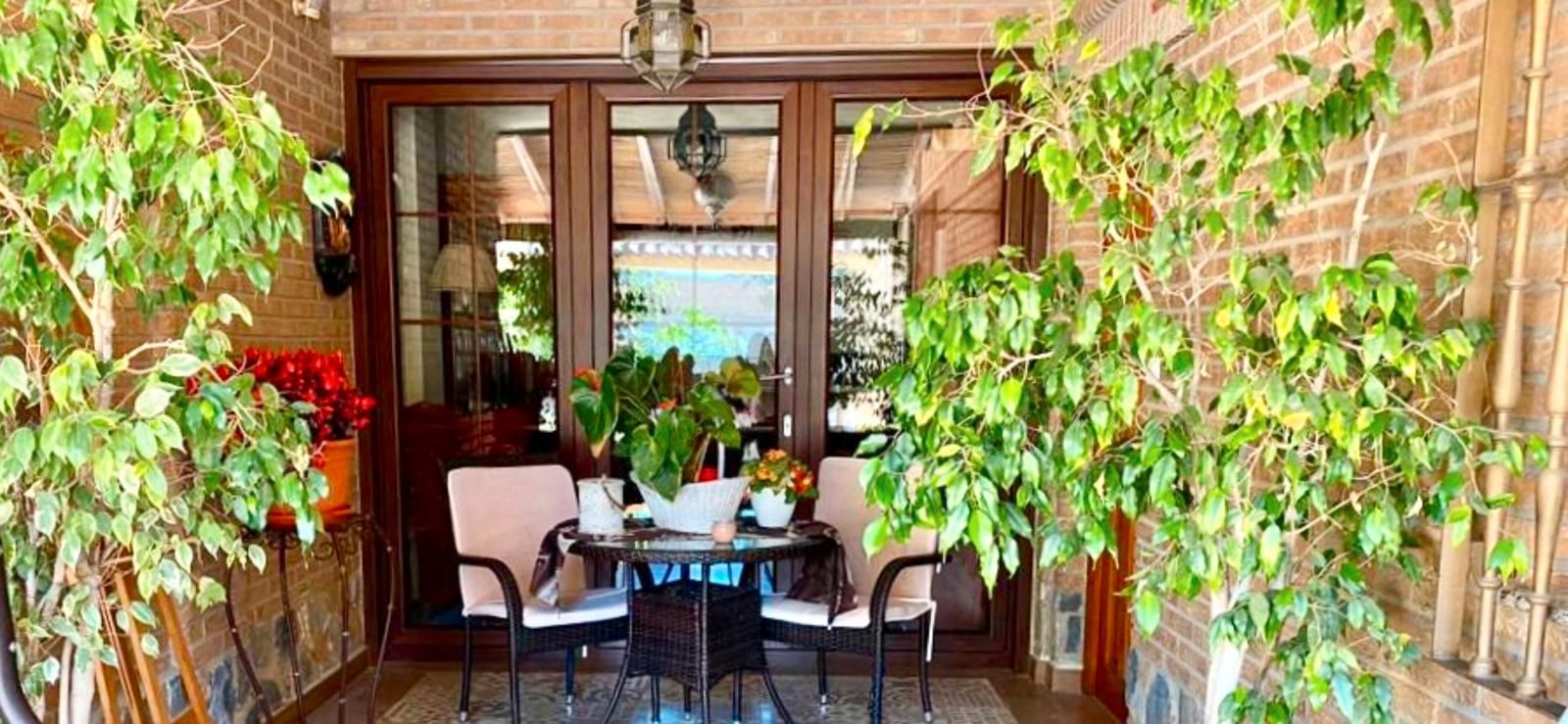 Terrassa de Casa adosada en venda en San Isidro amb Aire condicionat, Jardí privat i Moblat