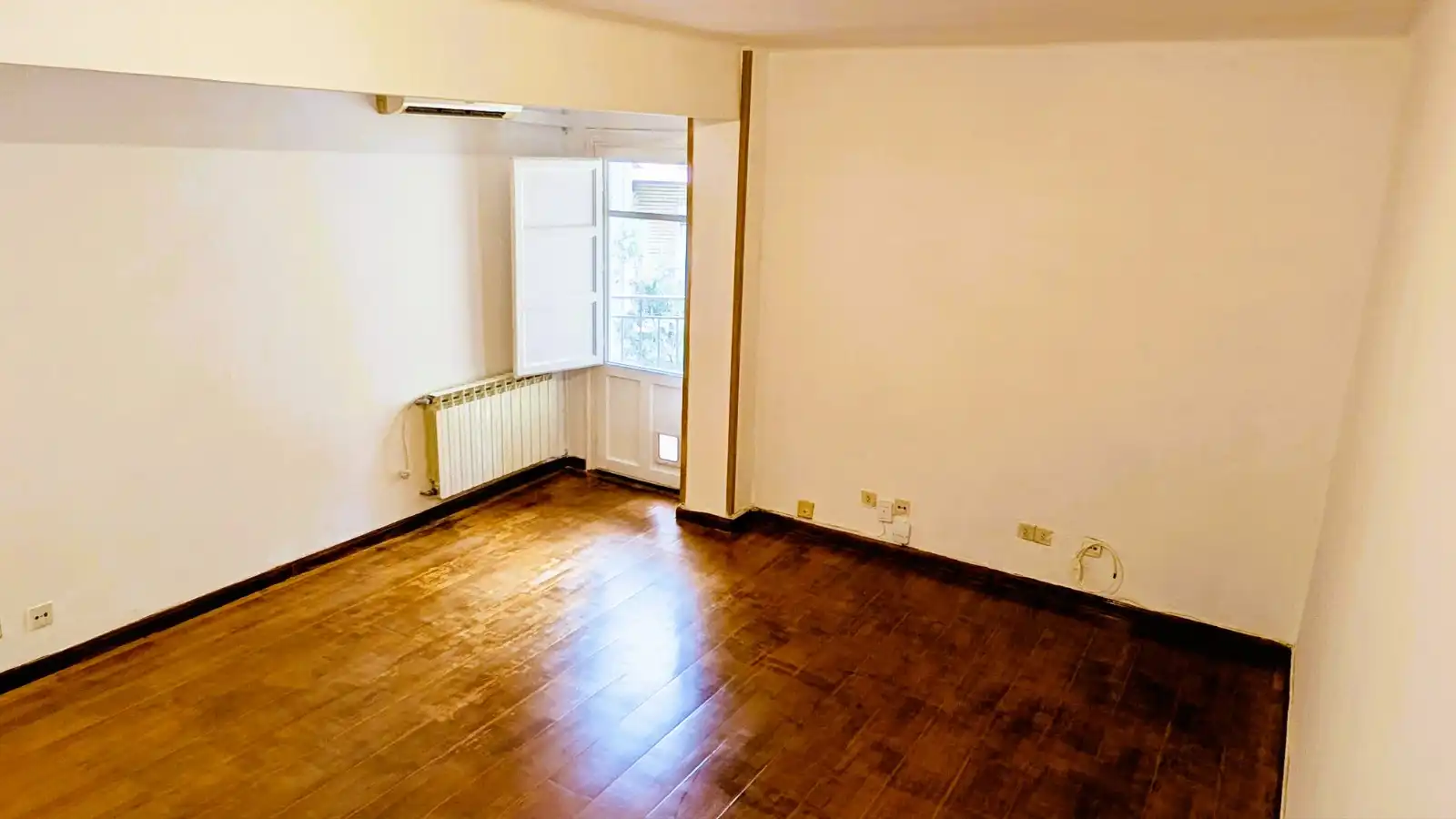 Flat for sale in Calle de Mariano Carderera, 30, Barrio de Delicias