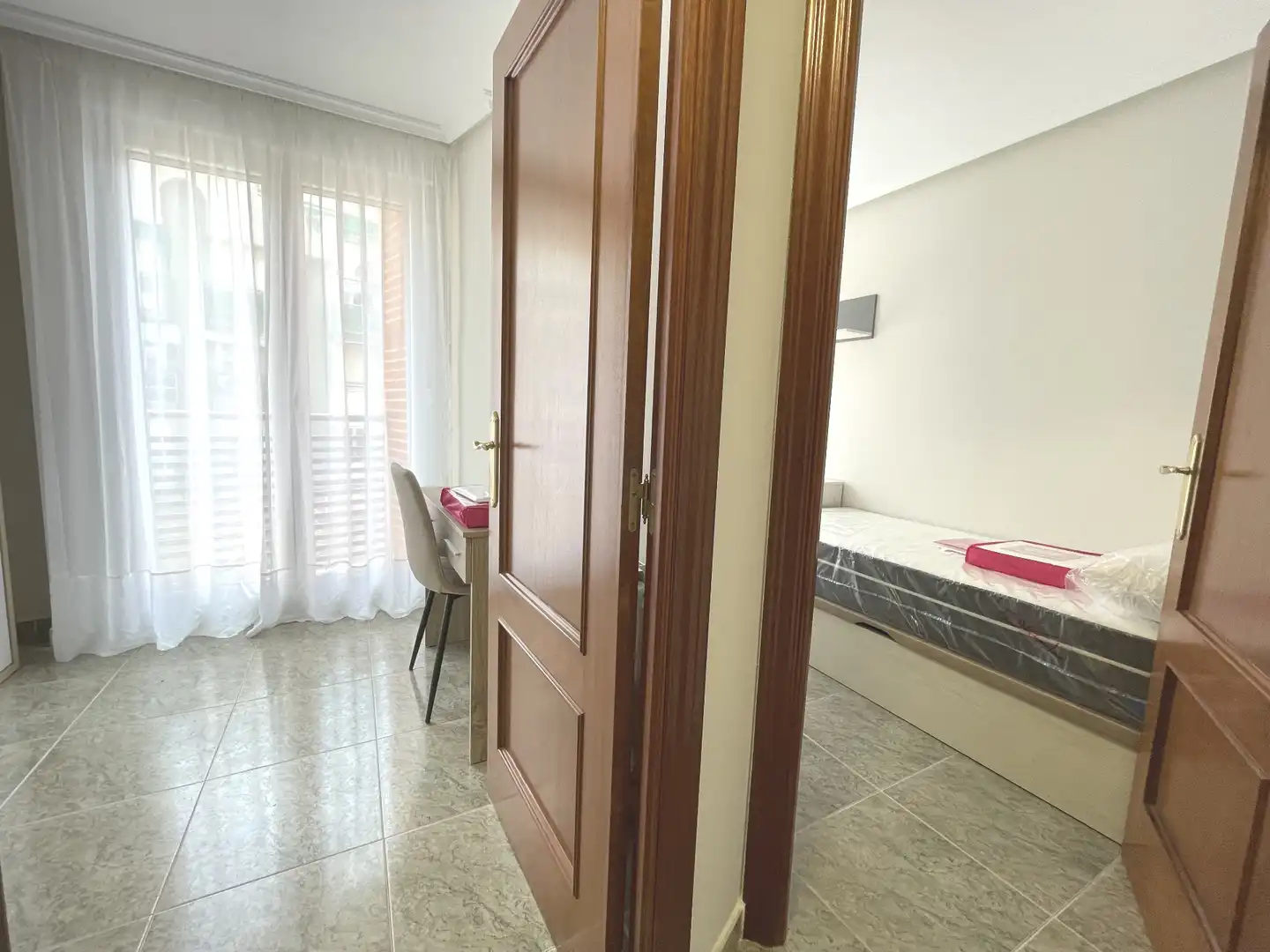 Bedroom of Flat for rent in Salamanca  with Heating, Furnished and Balcony