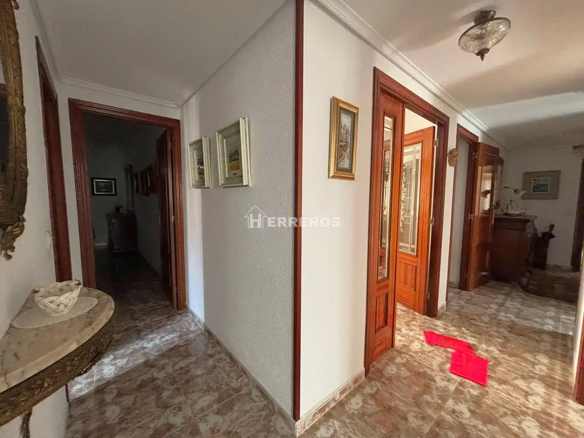 Piso en venta en  Logroño con Calefacción, Terraza y Trastero