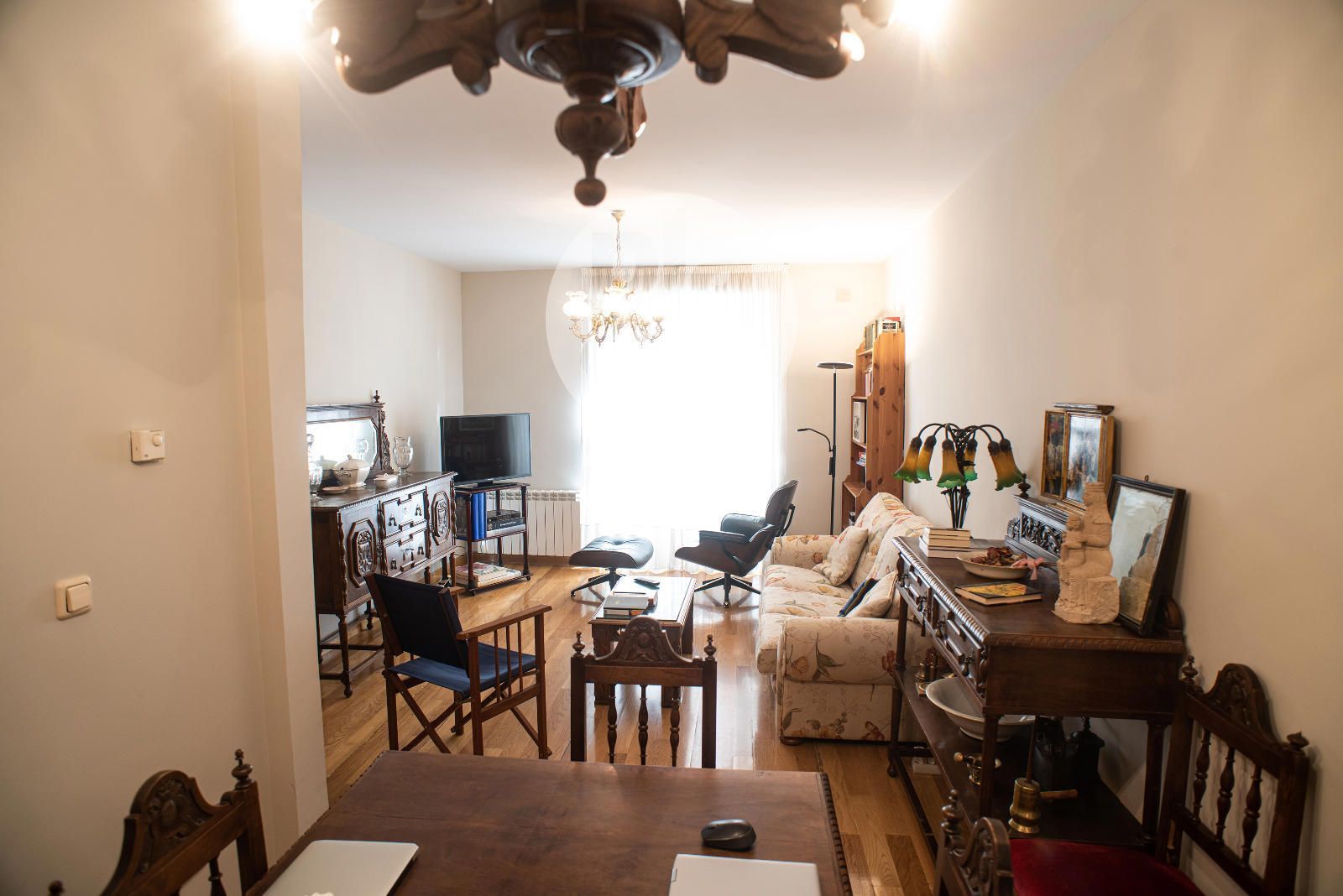 Sala d'estar de Pis en venda en Burgos Capital amb Calefacció i Moblat