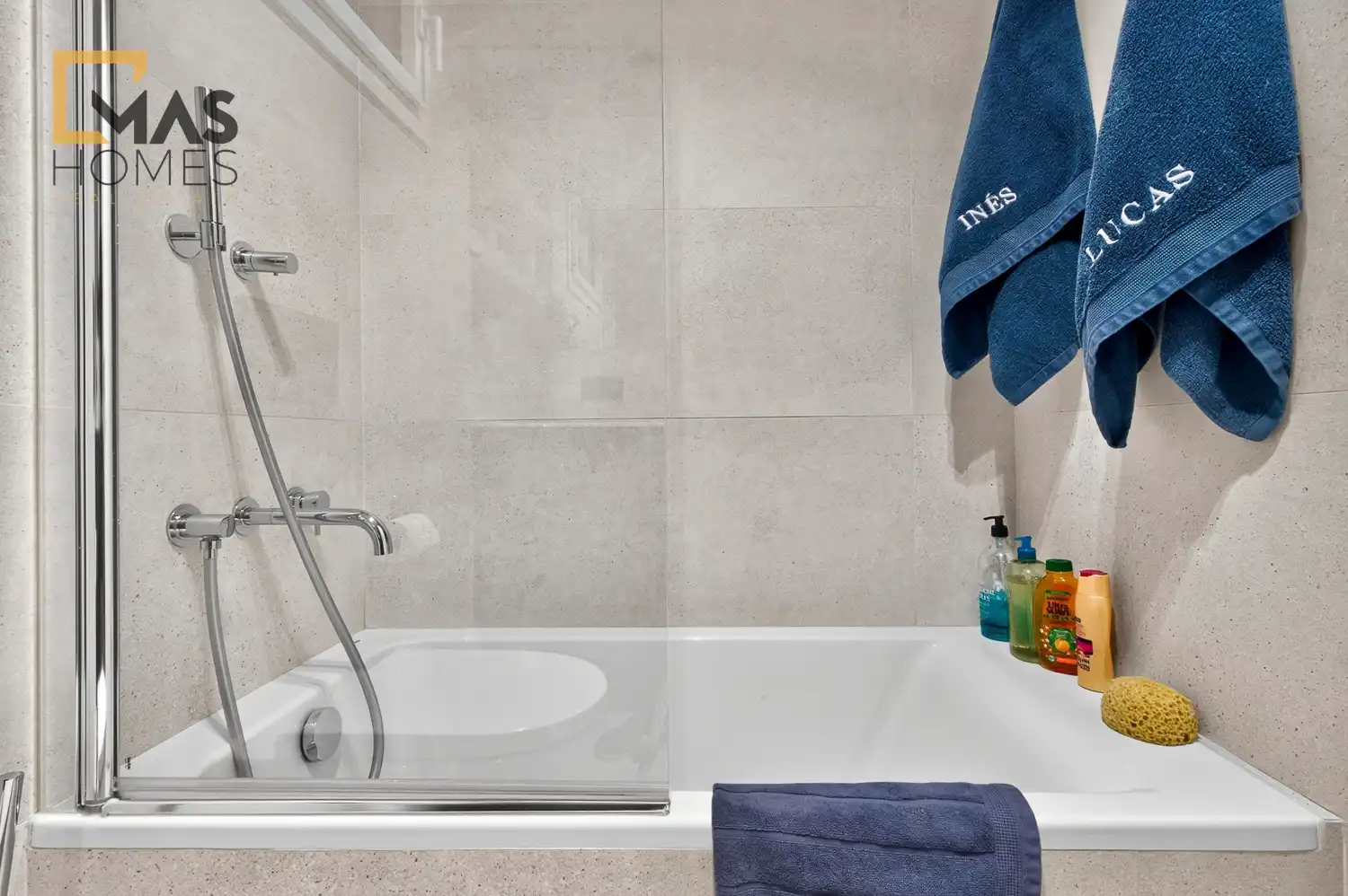 Baño de Piso en venta en Sant Cugat del Vallès con Aire acondicionado, Calefacción y Jardín privado