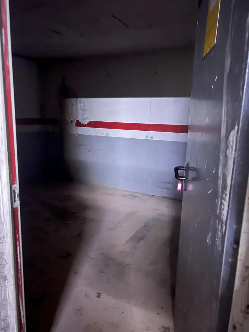 Garage zur Miete in Manresa