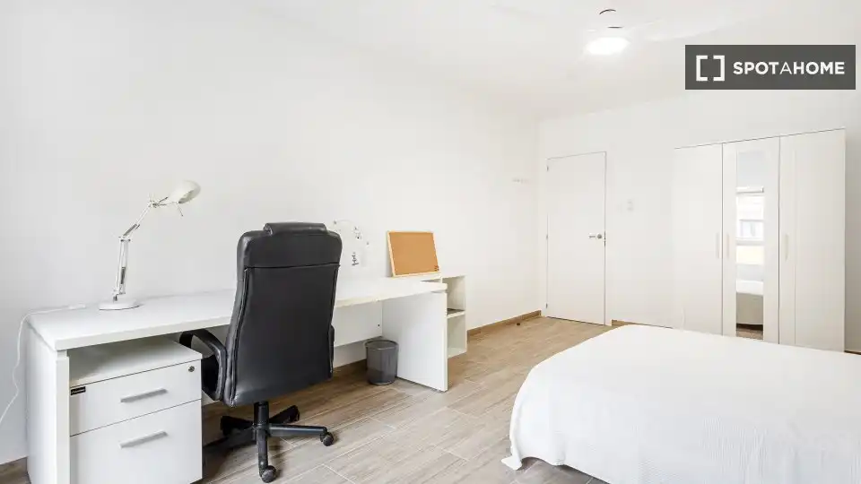 Zimmer in La Bega Baixa - Plaza Xúquer