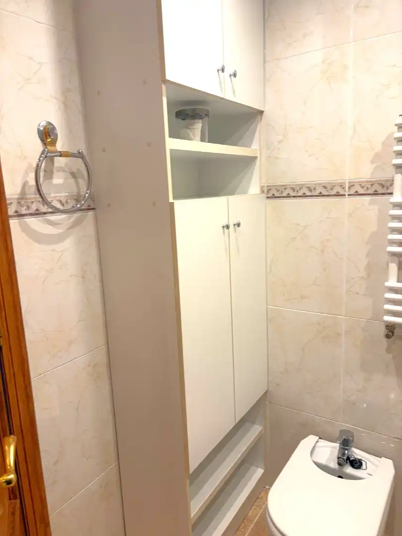 Baño de Piso de alquiler en Murcia con Aire acondicionado, Calefacción y Parquet