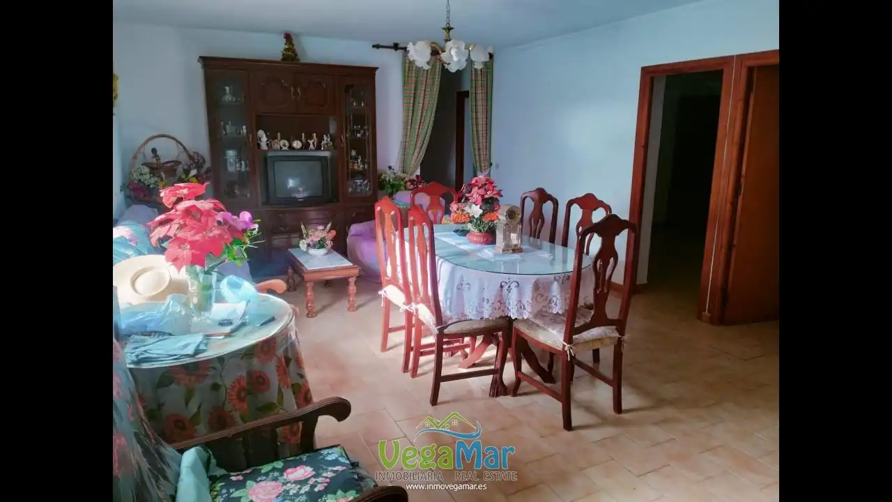 Comedor de Edificio en venta en Nerja