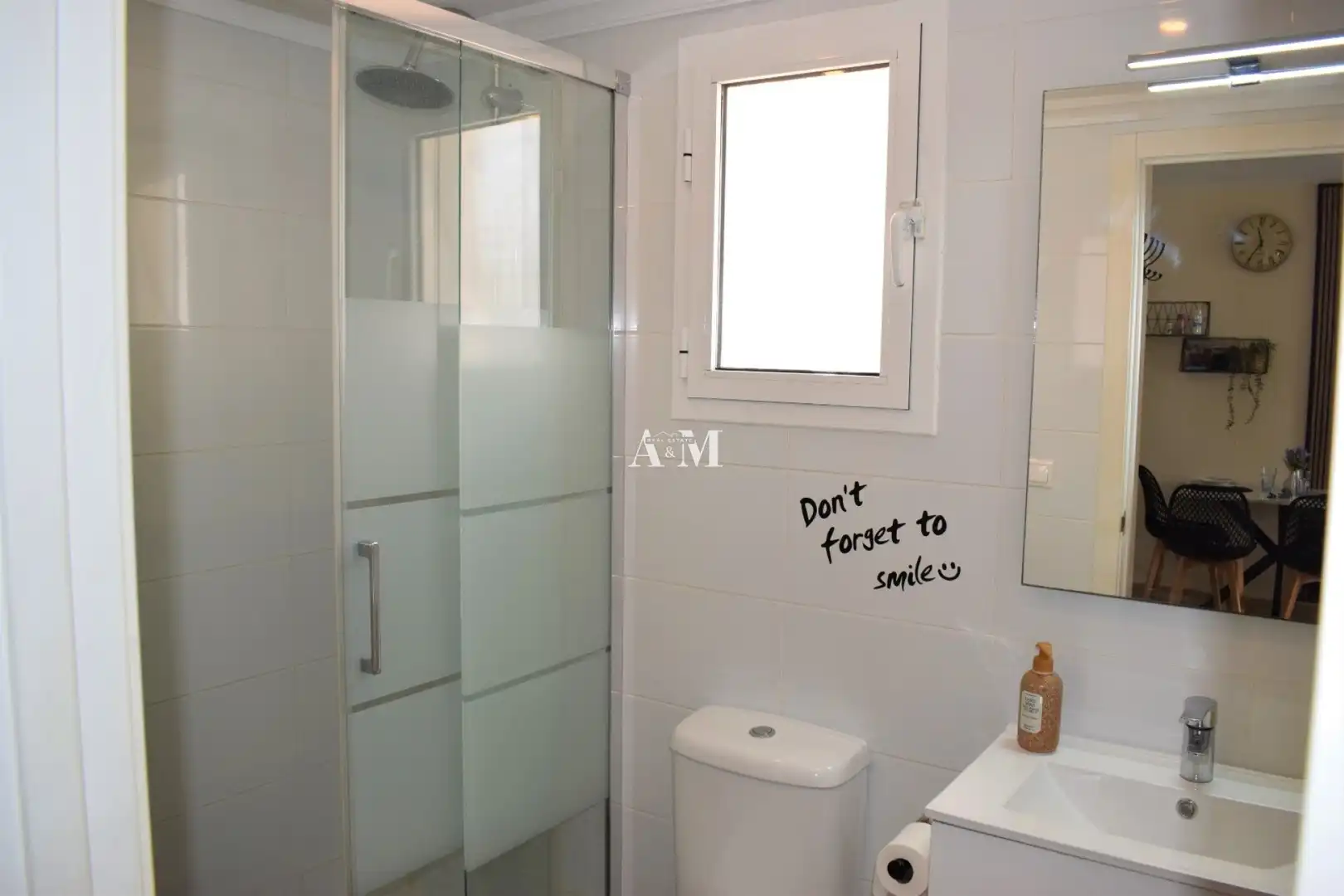 Baño de Planta baja de alquiler en Torrevieja con Aire acondicionado, Calefacción y Terraza