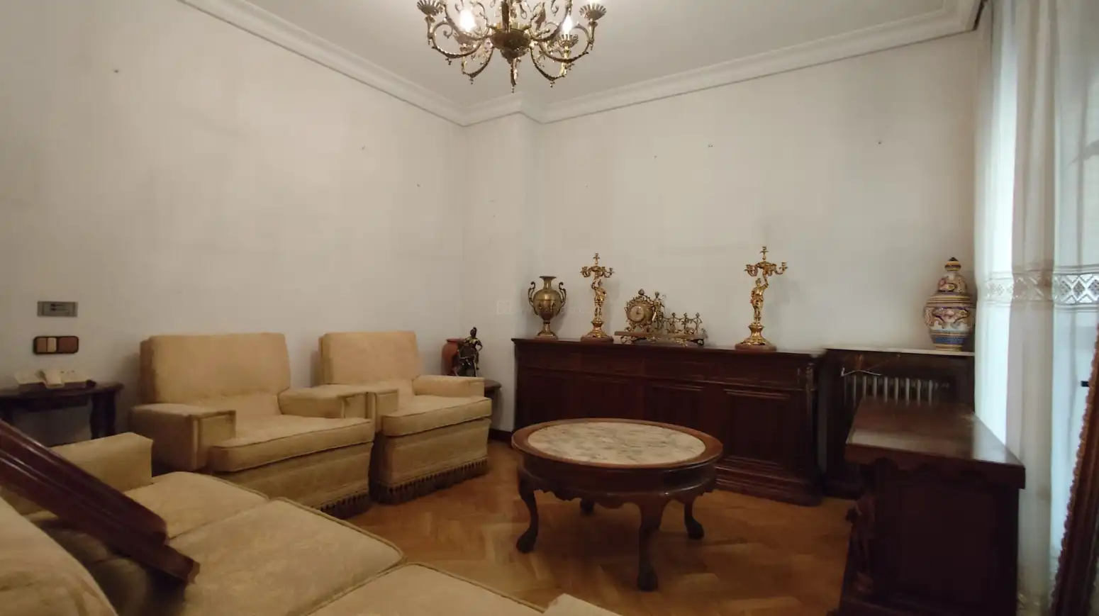 Sala d'estar de Pis en venda en  Logroño amb Calefacció i Terrassa