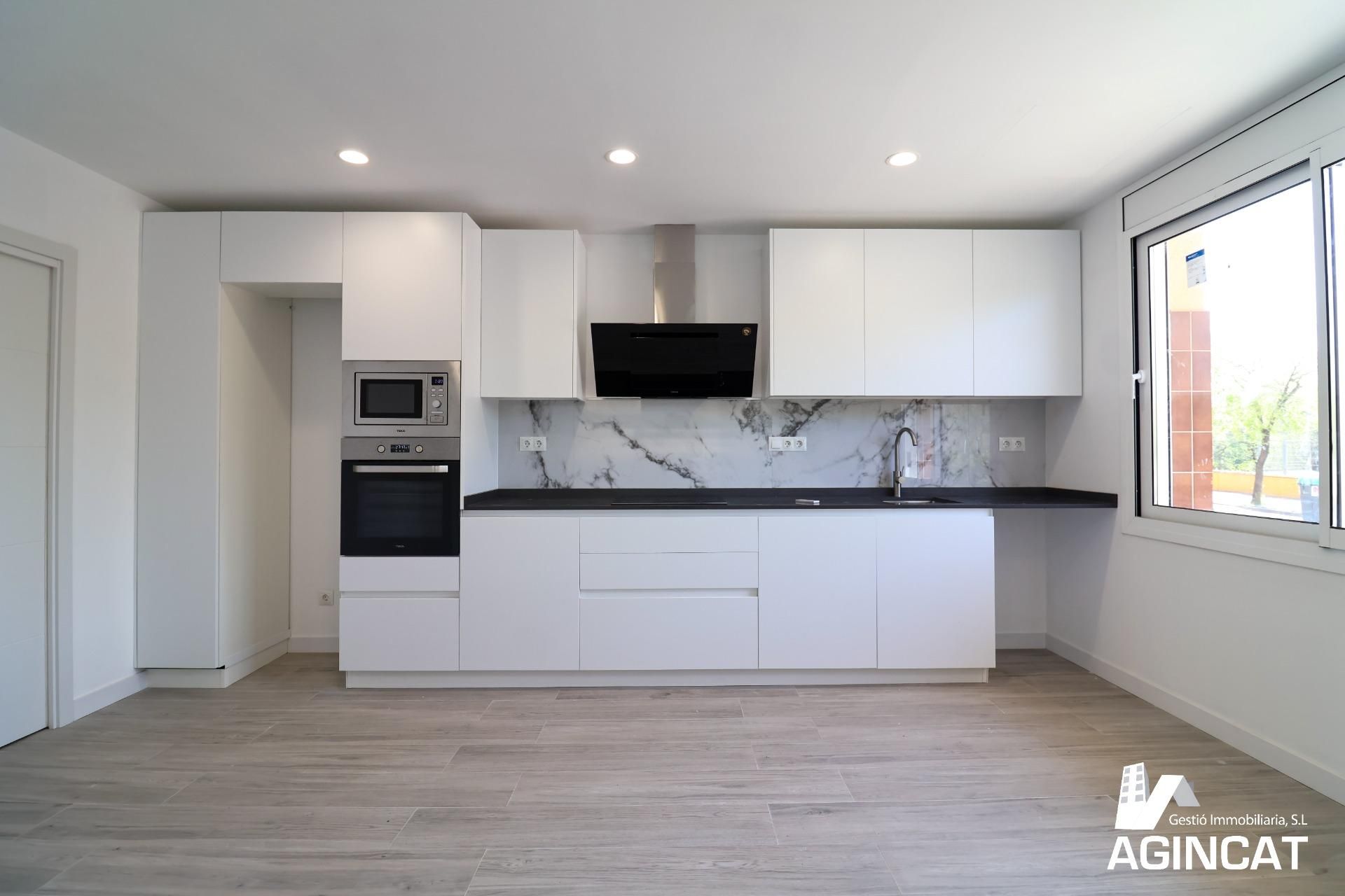 Kitchen of Planta baja for sale in Sabadell  with Heating