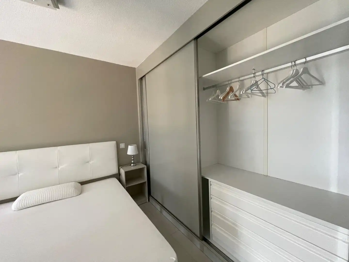 Apartamento de alquiler en Calle de Manuel Pombo Angulo, 8, Sanchinarro