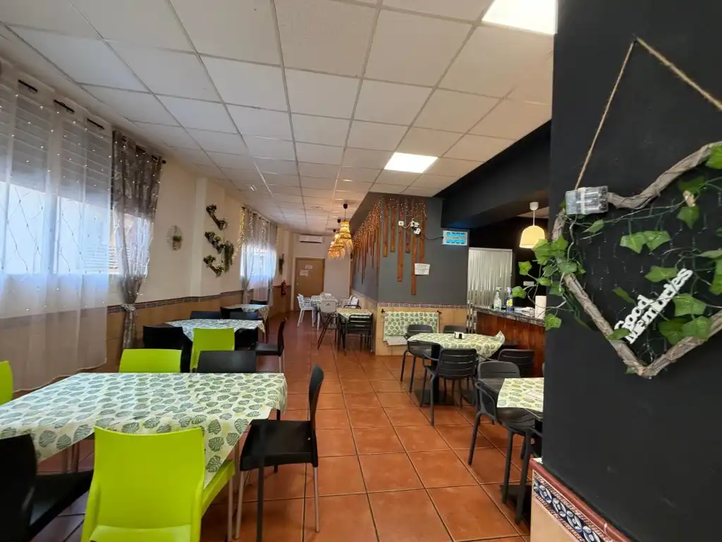 Business premises to rent in Calle Andernos Les Bains, imagen 23