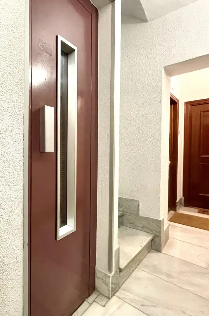 Flat for rent in Madrid  with Heating, Parquet flooring and Terrace