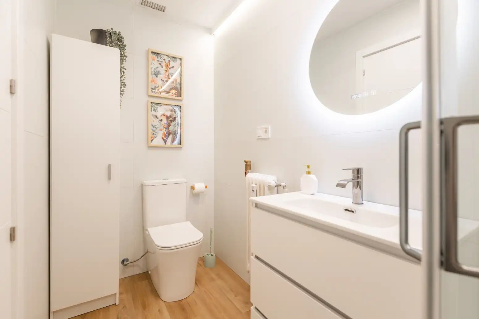 Badezimmer von Dachboden zur Miete in  Pamplona / Iruña mit Möbliert