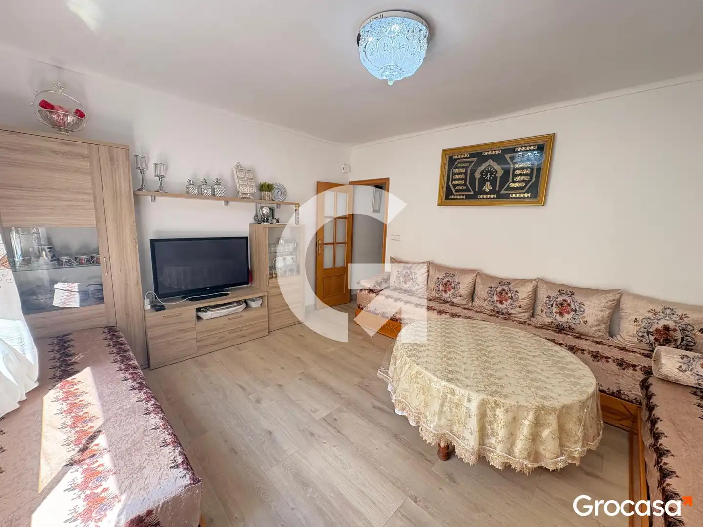 Living room of Flat for sale in Mataró  with Air Conditioner and Oven