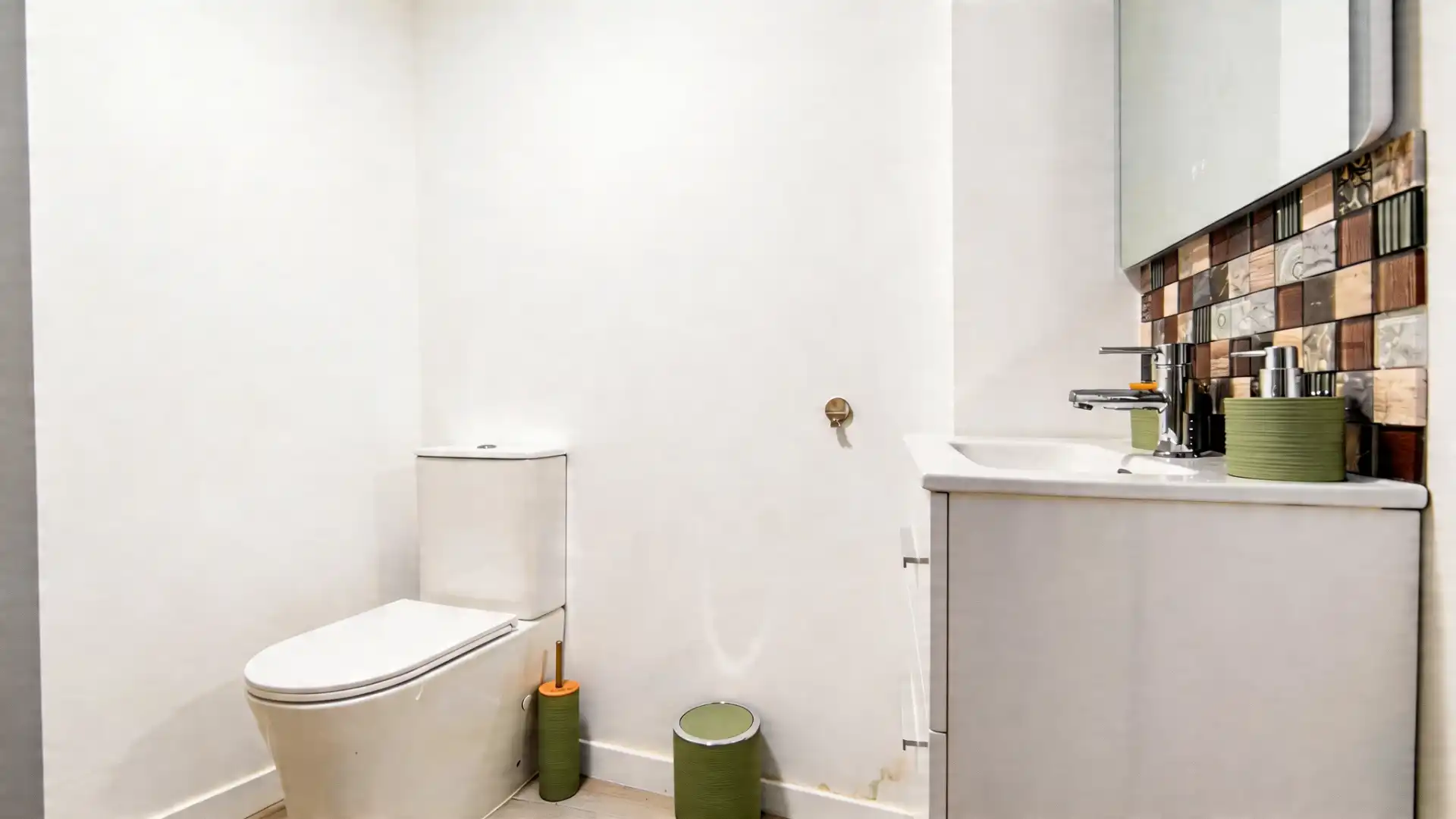 Badezimmer von Erdgeschoss zum Verkauf in Altea mit Klimaanlage, Heizung und Möbliert