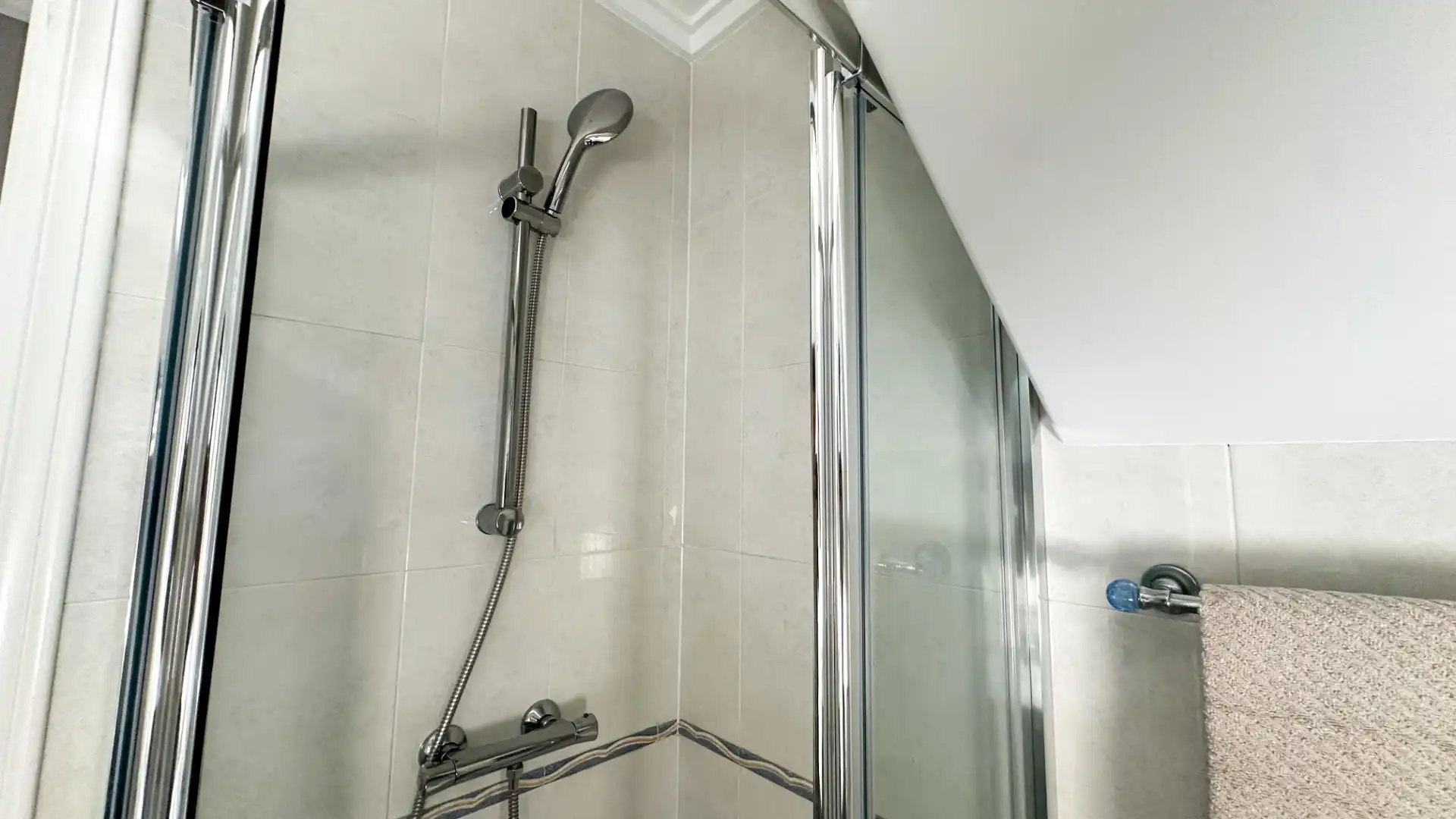 Baño de Dúplex en venta en San Miguel de Salinas
