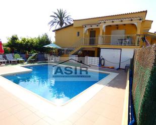 Piscina de Casa o xalet en venda en Alzira amb Aire condicionat, Jardí privat i Terrassa