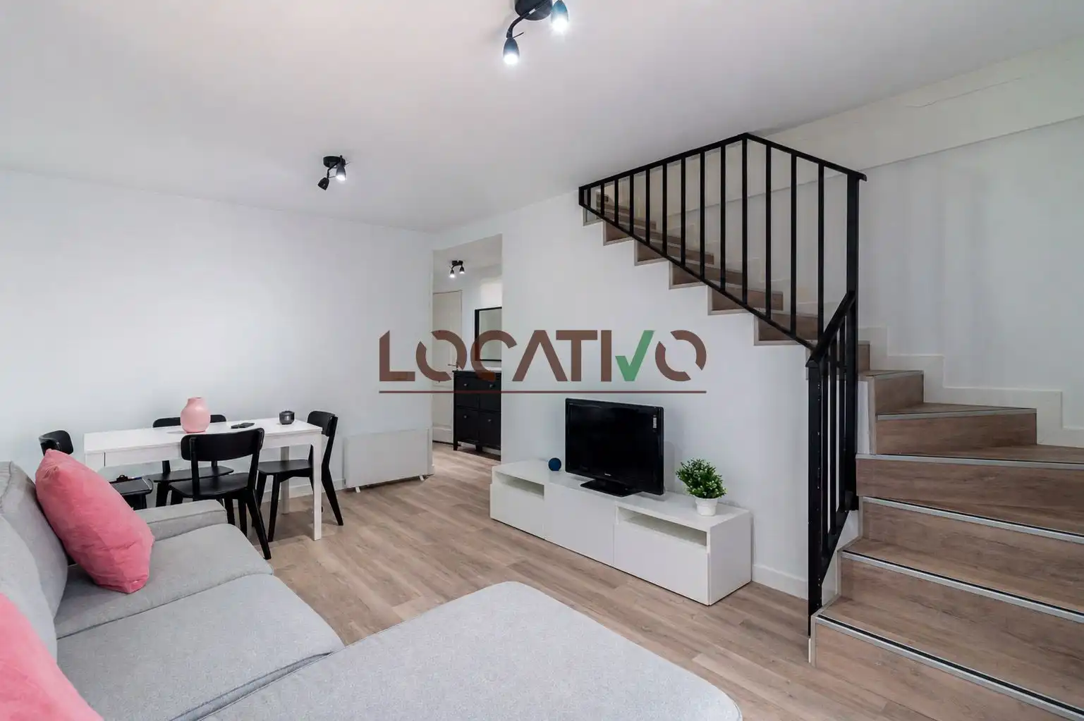 Living room of Flat for sale in Quijorna  with Air Conditioner, Heating and Storage room