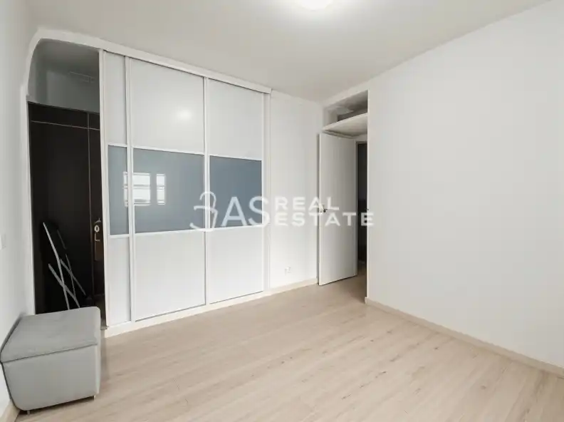 Habitación de Piso en venta en Madrid con Aire acondicionado y Amueblado