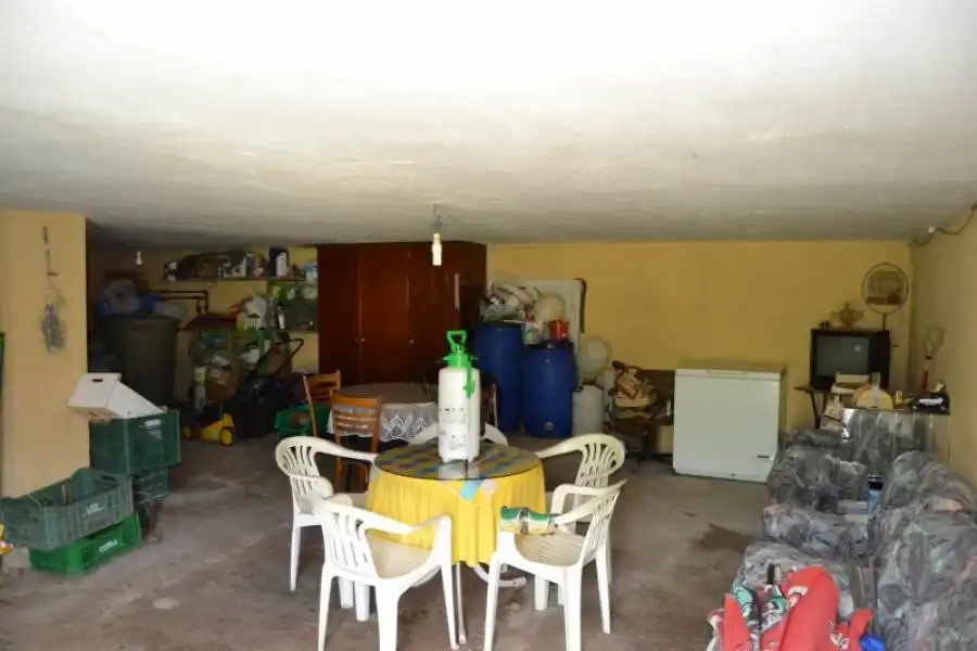 Houses for sale in Calle Cervantes, Cabrero