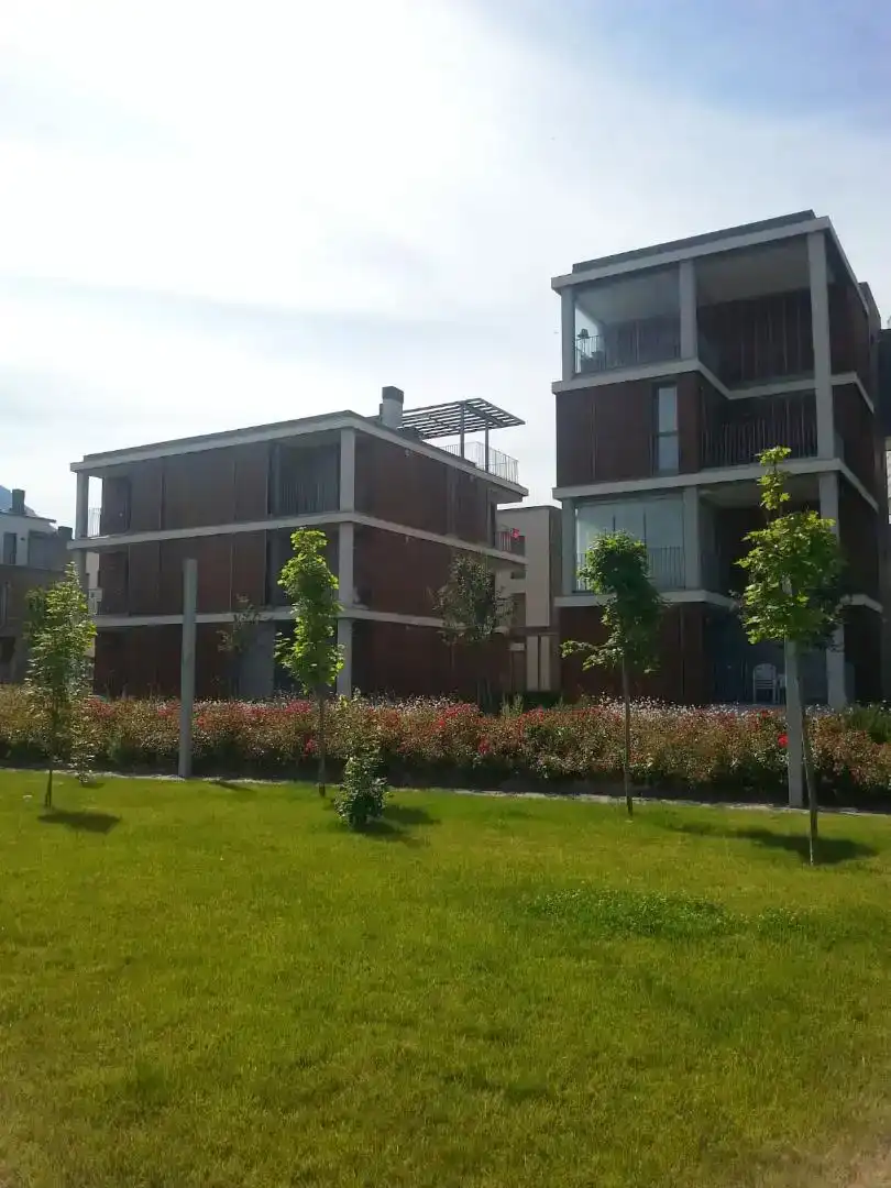 Vista exterior de Dúplex en venta en Biescas con Parquet, Trastero y Piscina