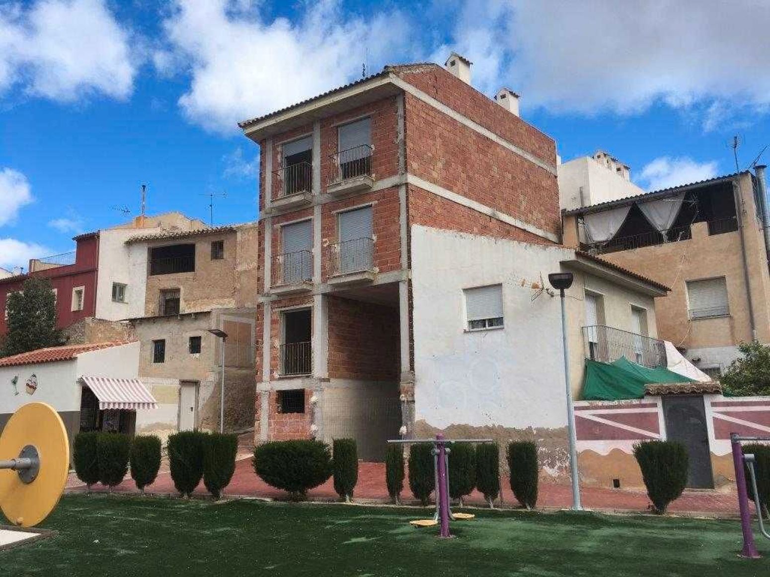 Vista exterior de Piso en venta en Ricote