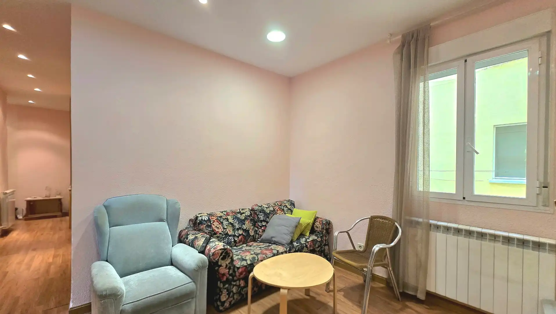 Sala d'estar de Pis en venda en Madrid amb Aire condicionat i Calefacció