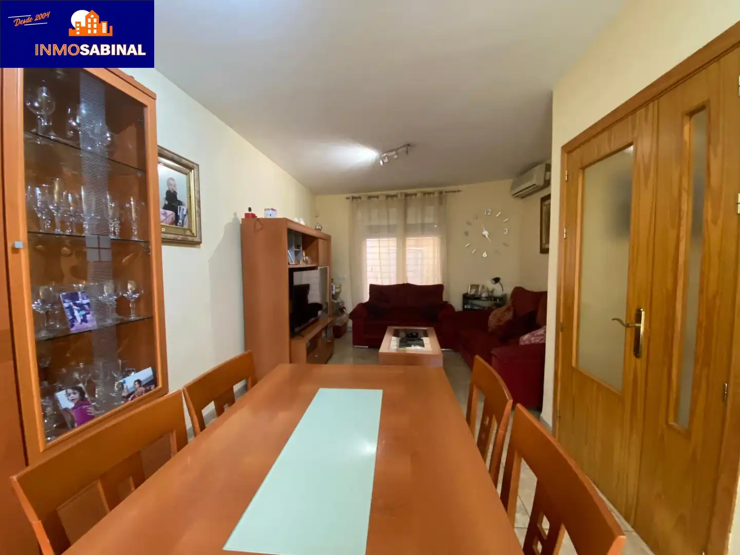 Sala d'estar de Casa adosada en venda en Roquetas de Mar amb Aire condicionat, Calefacció i Terrassa