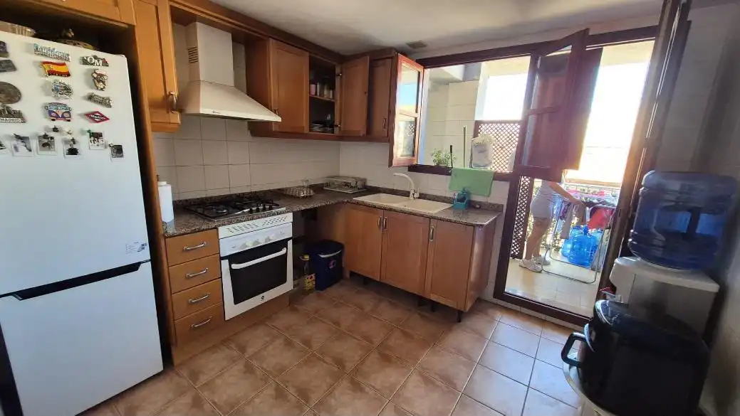 Cuina de Àtic en venda en Rocafort amb Aire condicionat, Terrassa i Balcó