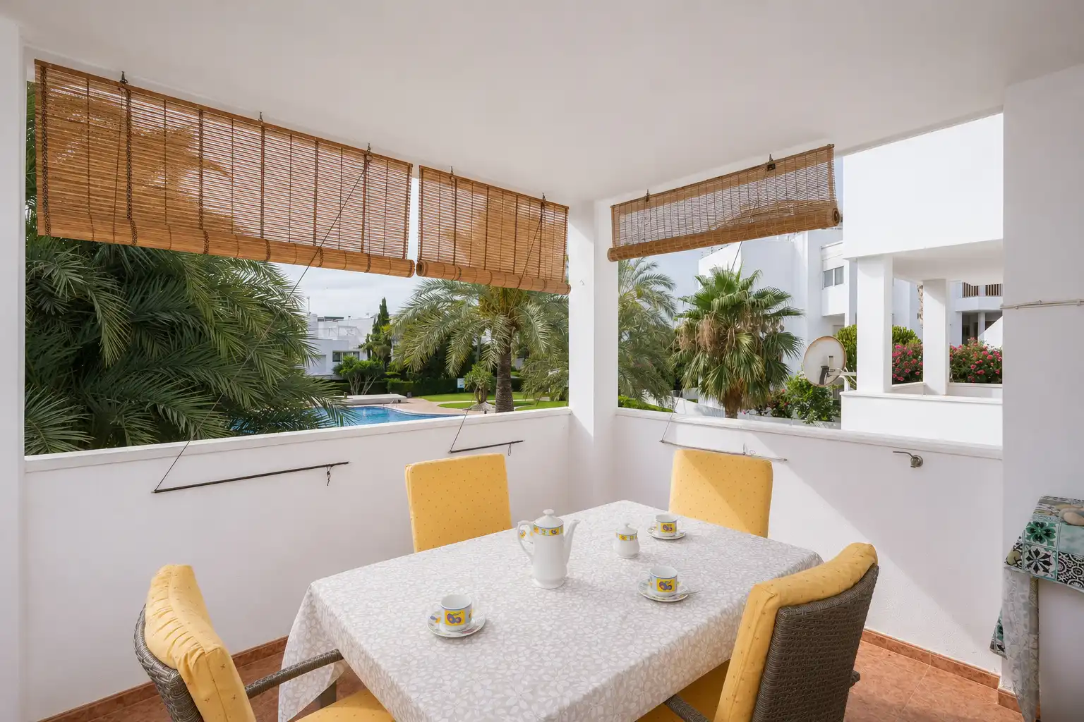 Apartment mit Pool zum Verkauf in Avenida Puerto Rey
