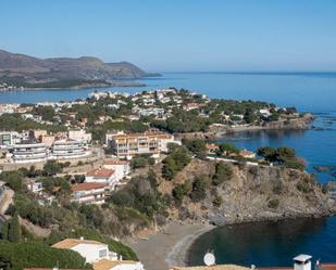 Vista exterior de Casa o xalet en venda en Llançà amb Terrassa i Balcó