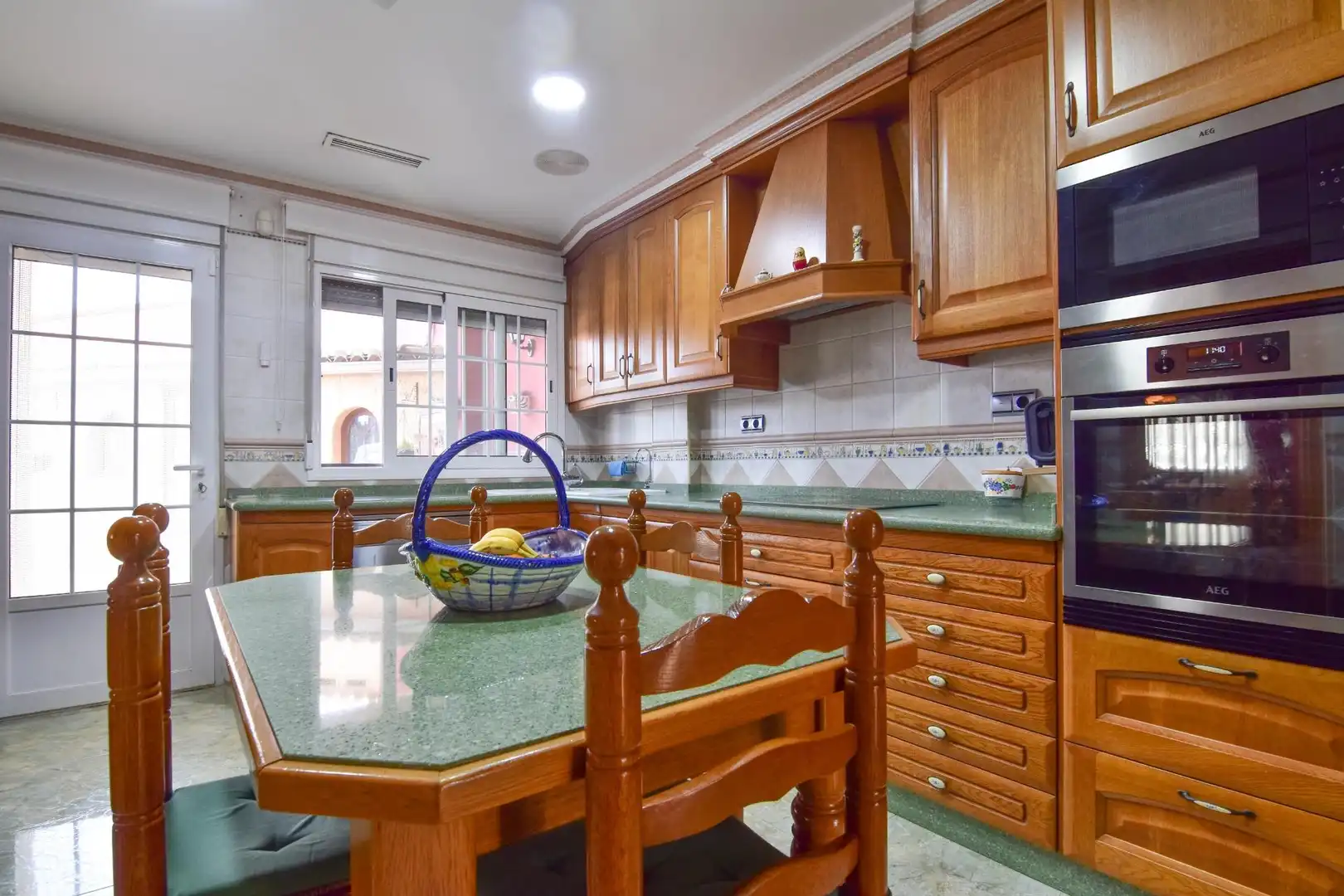 Cocina de Casa o chalet en venta en Canals con Aire acondicionado, Calefacción y Terraza
