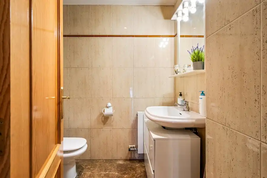 Bathroom of Attic for sale in Centre