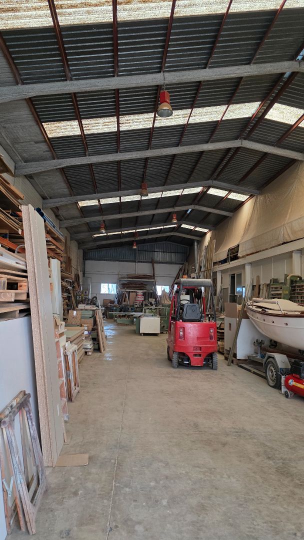 Nave industrial de alquiler en Manises con Alarma