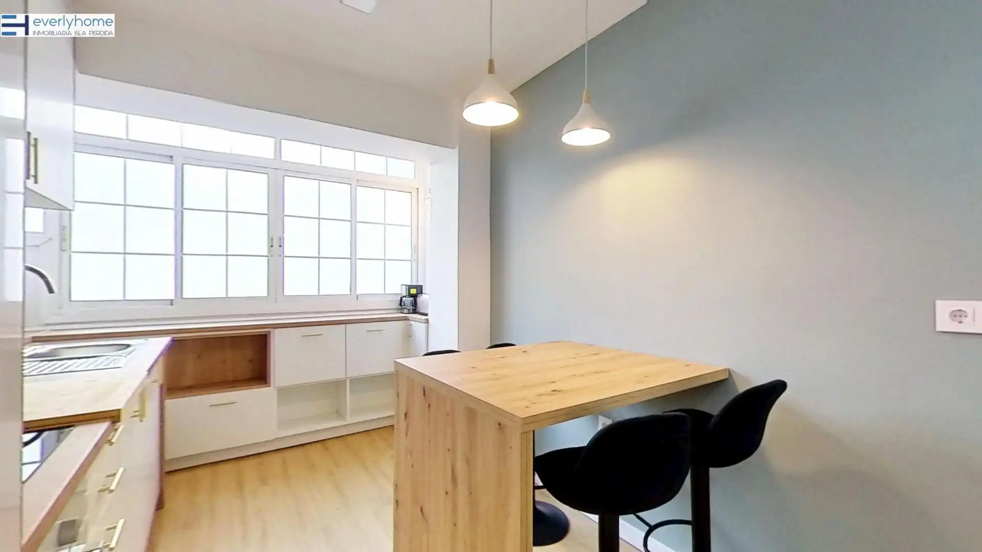 Comedor de Piso para compartir en Valencia con Terraza, Amueblado y Balcón