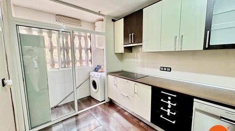 Foto 2 de Piso en venta en Carlos V, Sur - PAU 4, Madrid