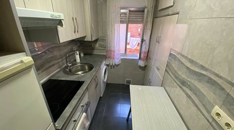 Foto 2 de Piso de alquiler en C. Colombia, Rollo - Puente Ladrillo, Salamanca Capital