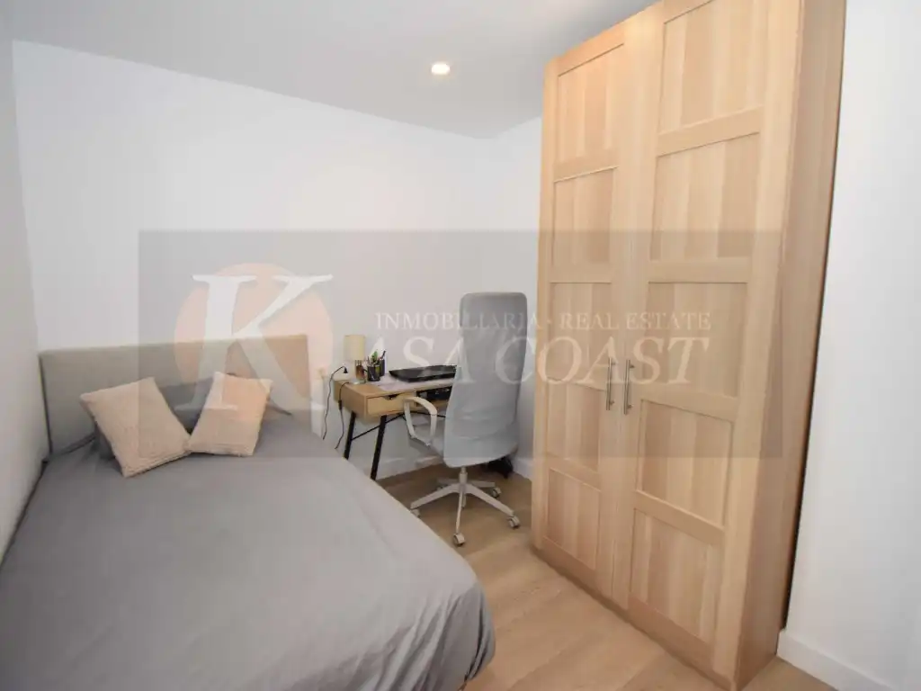 Bedroom of Houses for sale in Fuengirola  with Air Conditioner, Private garden and Terrace