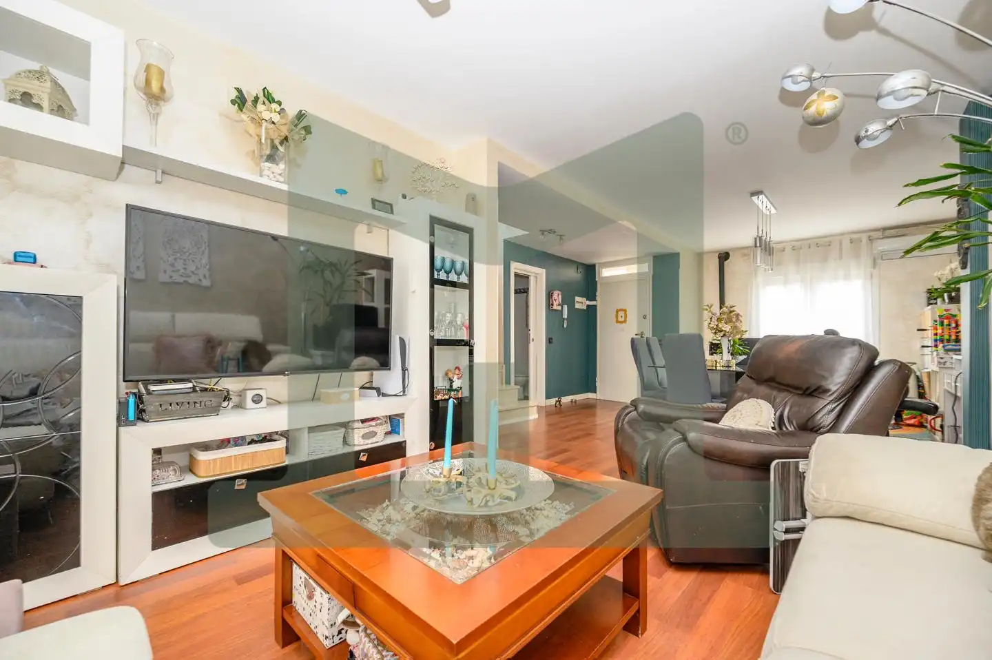 Living room of Detached homes for sale in Parla  with Air Conditioner, Heating and Private garden