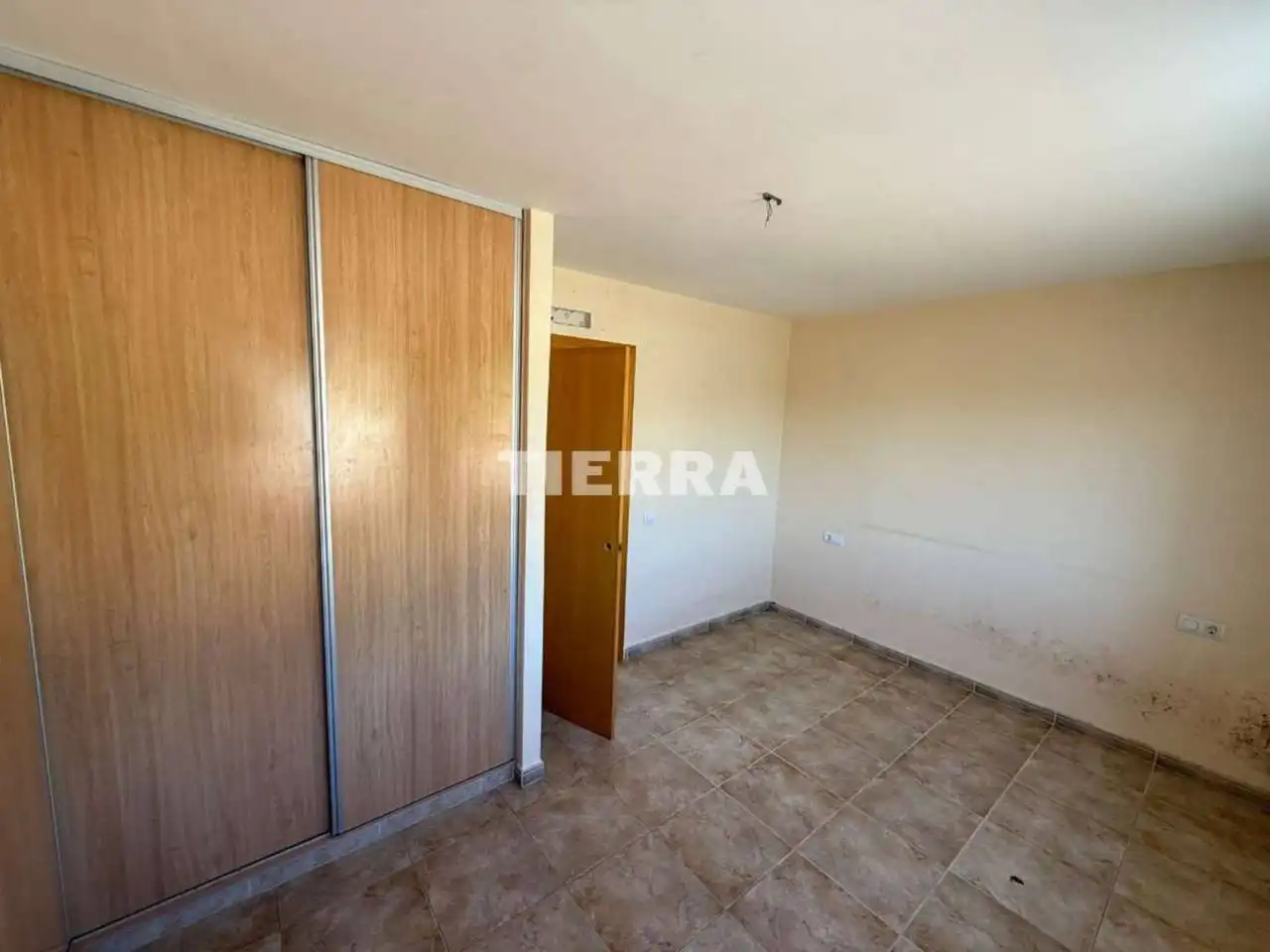 Habitación de Piso en venta en Salinas con Piscina comunitaria