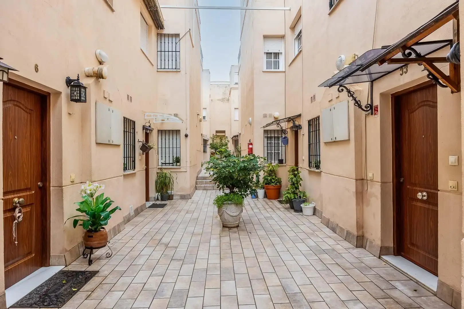 Exterior view of Duplexes for sale in Dos Hermanas  with Air Conditioner, Terrace and Community pool