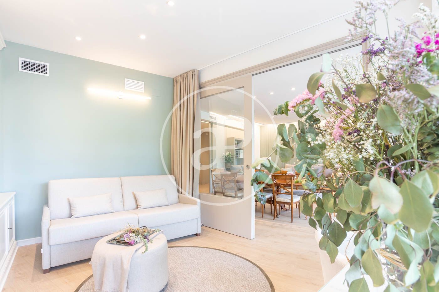 Living room of Flat to rent in  Barcelona Capital  with Air Conditioner, Heating and Terrace