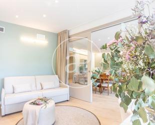 Living room of Flat to rent in  Barcelona Capital  with Air Conditioner, Heating and Terrace