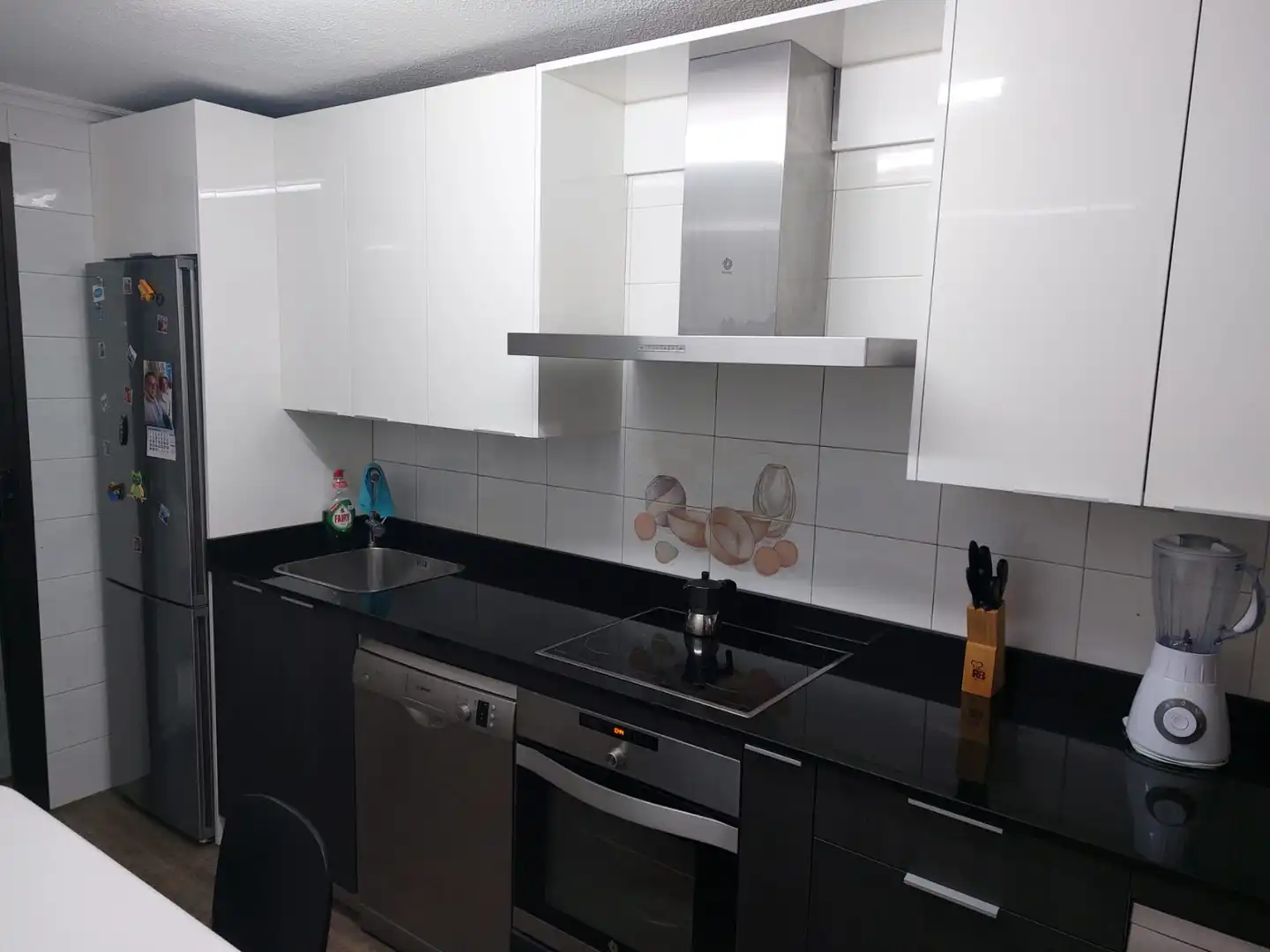 Cocina de Dúplex en venta en Salamanca con Calefacción, Parquet y Terraza