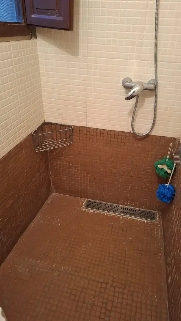 Bany de Casa o xalet en venda en Cervelló amb Calefacció, Terrassa i Piscina