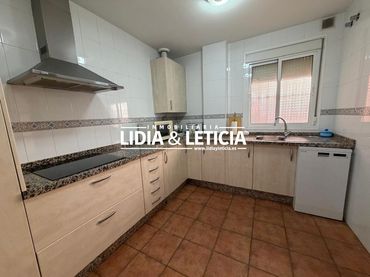 Flat with balcony for sale in Centro