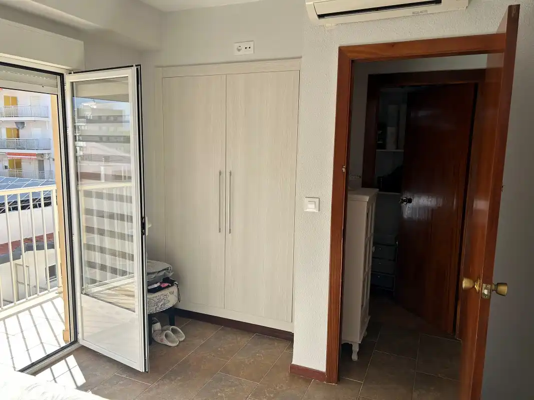 Apartments for sale in Miramar  with Air Conditioner, Terrace and Furnished