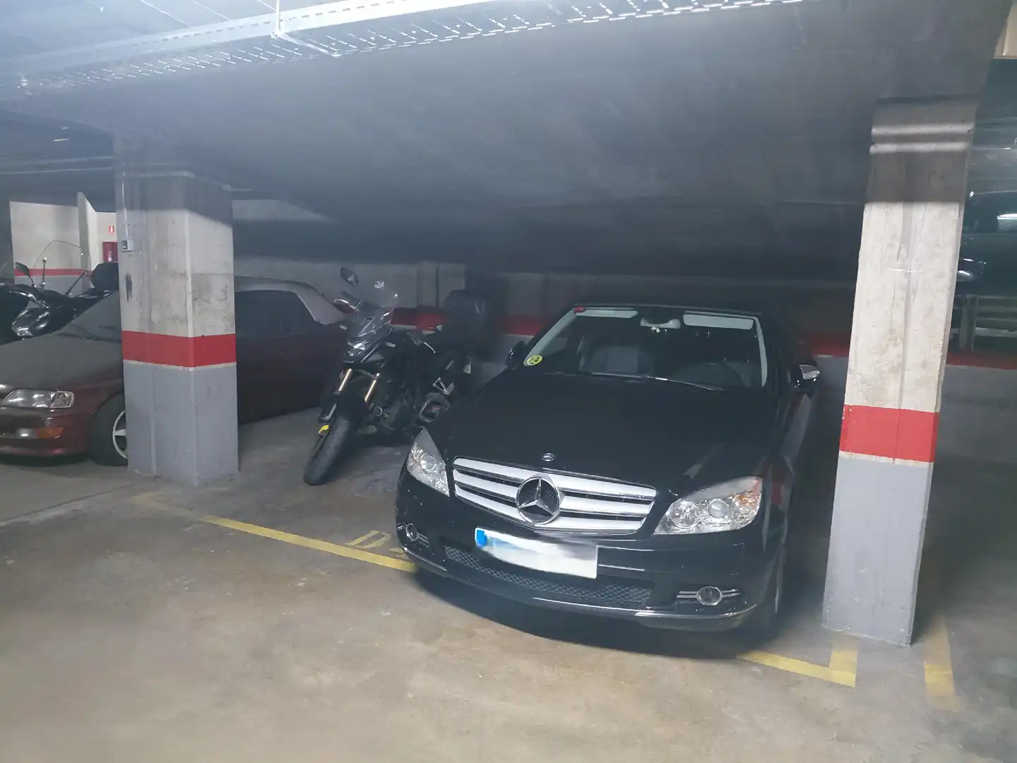 Parcheggio in vendita a Port
